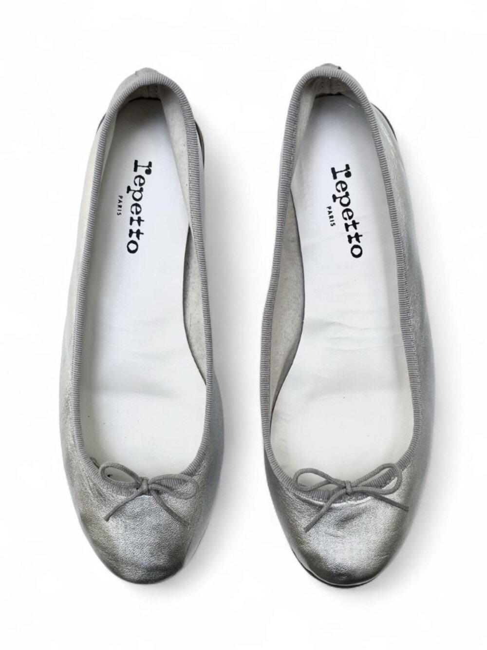 Repetto Cendrillon Metallic Ballet Flats in Silver - Size 39 EU/7.5-8 US